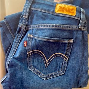 Levi’s skinny jeans